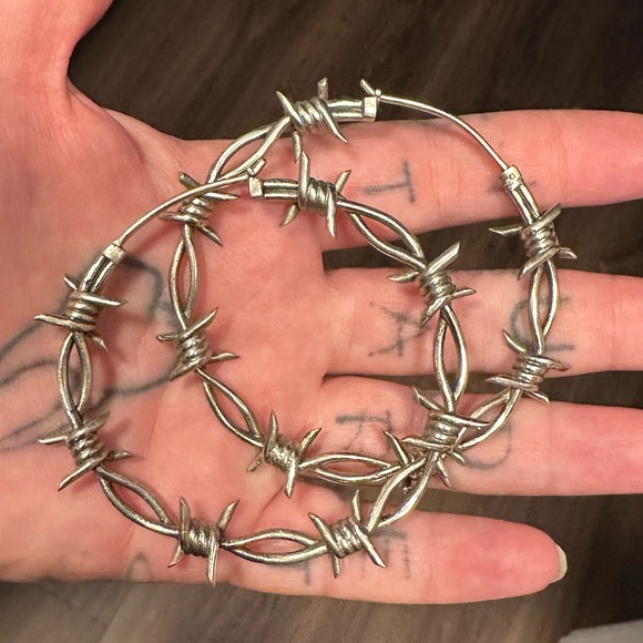 Pamela maya jewelry organics Barbed Wire Hoop Earrings earweights - Picture 3 of 5